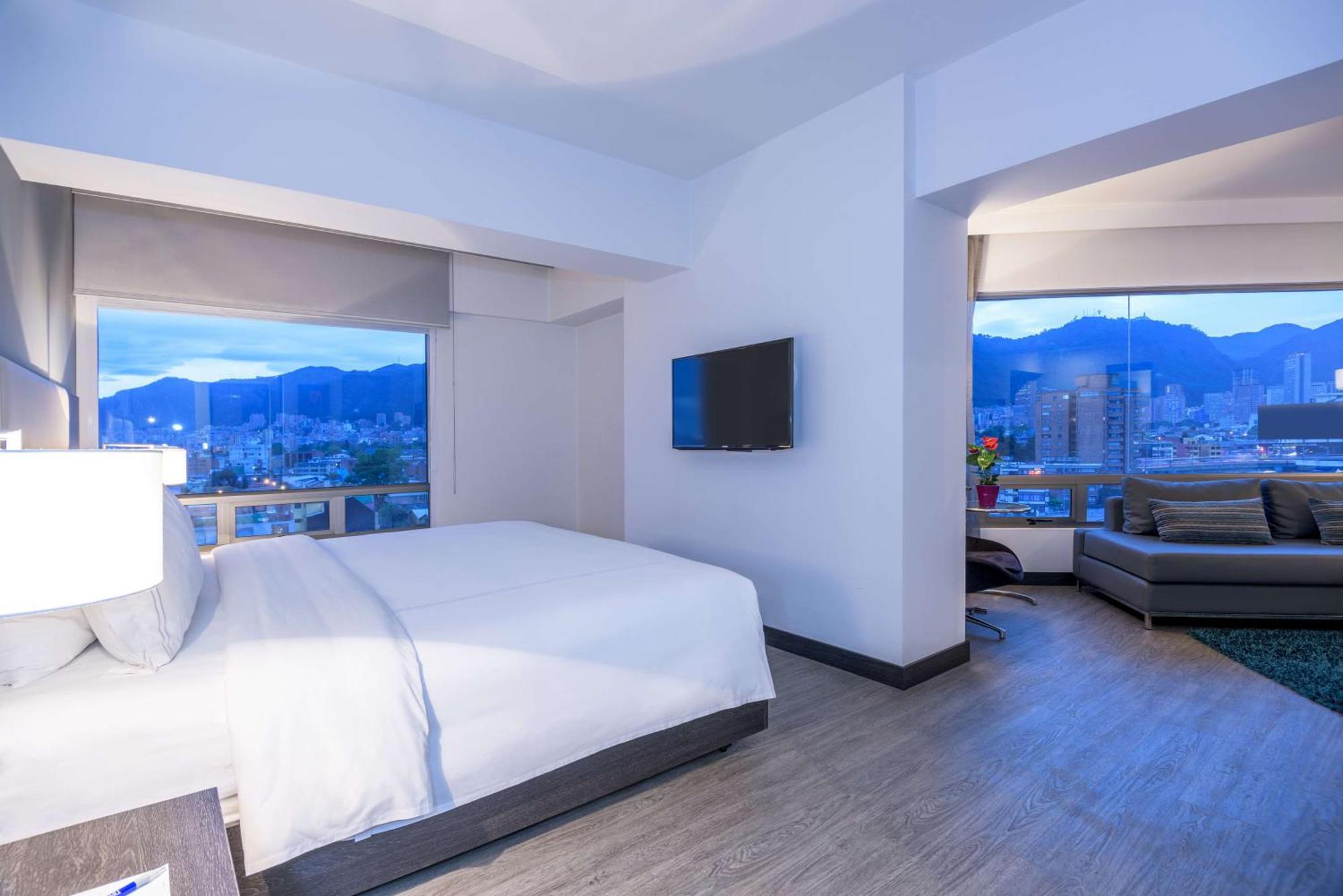 เอ็นเอช รอยัล เออร์เบิน 26 Hotel โบโกตา ภายนอก รูปภาพ