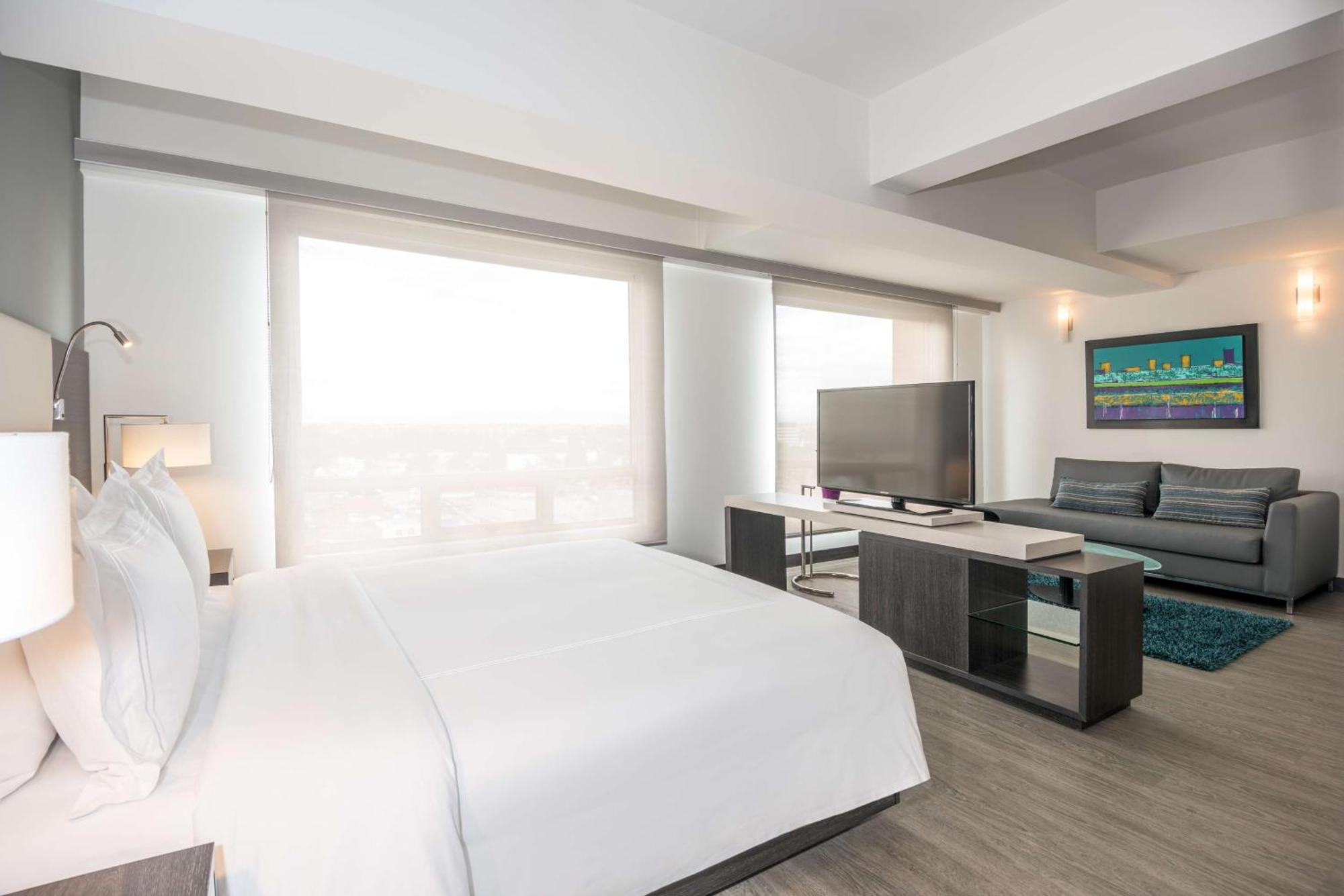 เอ็นเอช รอยัล เออร์เบิน 26 Hotel โบโกตา ภายนอก รูปภาพ